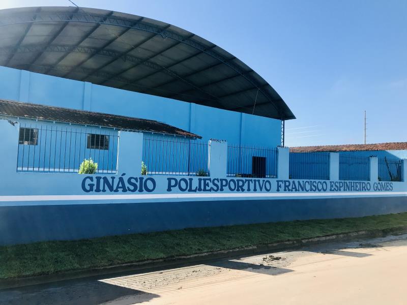 Entrega da Revitalização do Ginásio Francisco Espinheiro Gomes